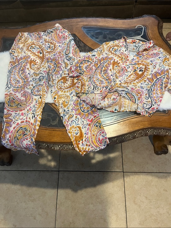 bobois Tops - Paisley Print Women’s Top in Mustard Pink -